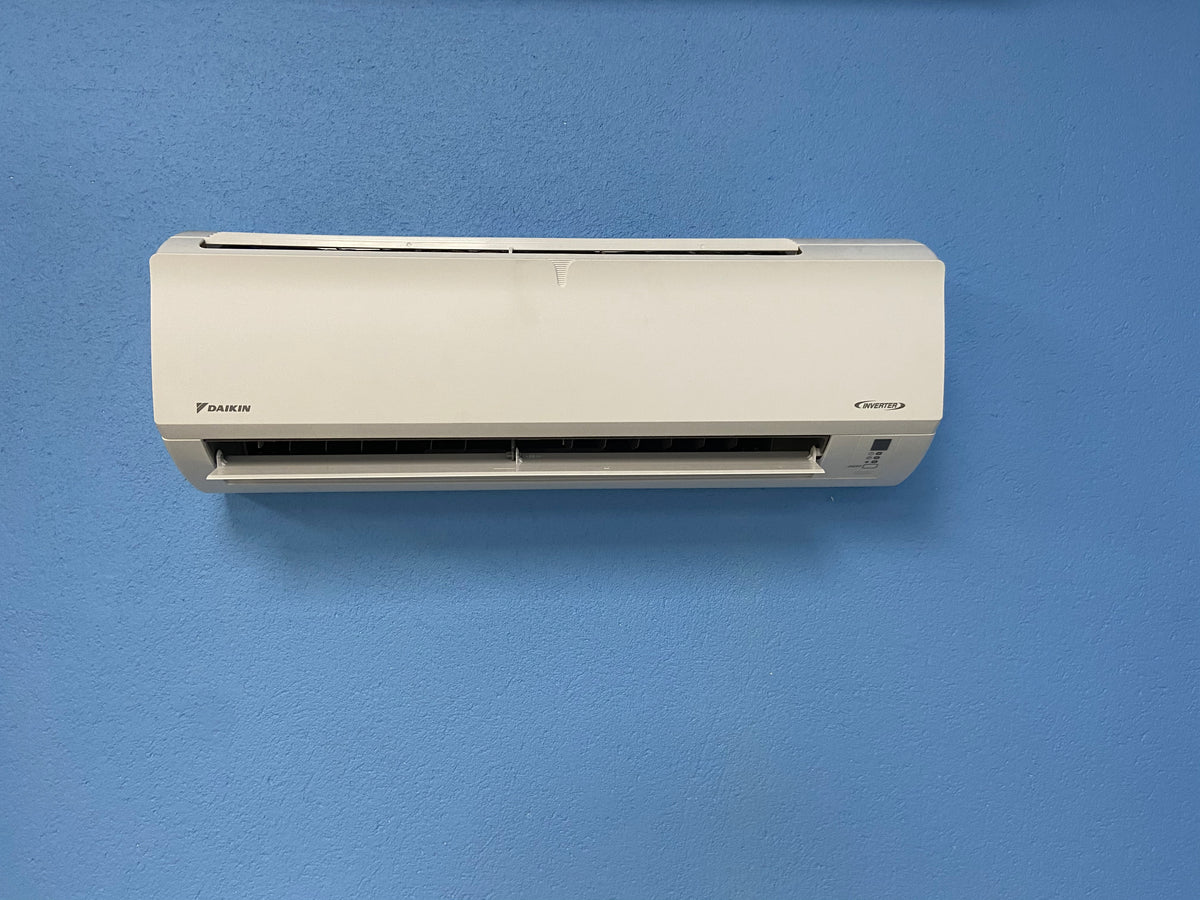 Daikin Inverter 18000btu 17 seer